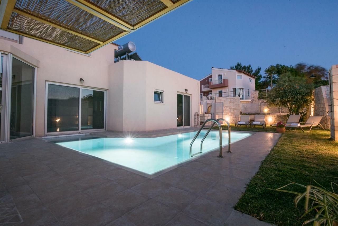 Pantanassa Villa Thalia Agia Marina  Ngoại thất bức ảnh
