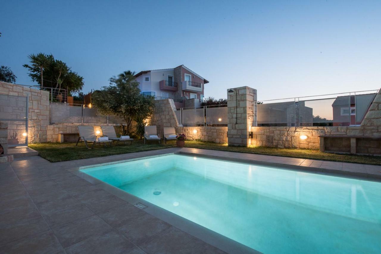 Pantanassa Villa Thalia Agia Marina  Ngoại thất bức ảnh